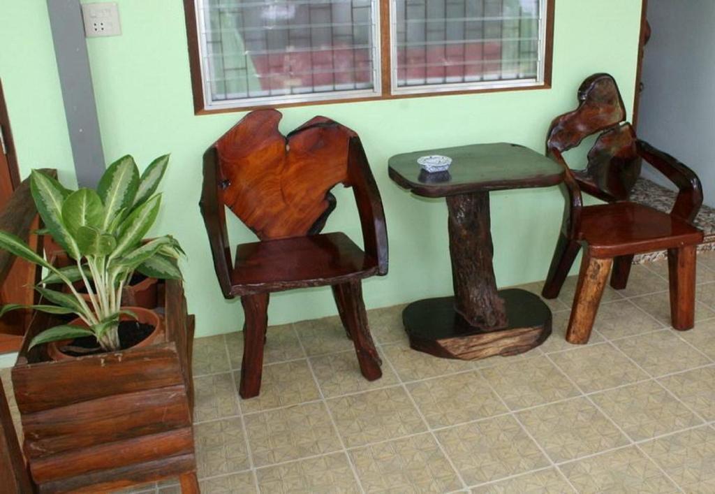 Pongphen Guesthouse - Sha Plus Certified Kanchanaburi Cameră foto
